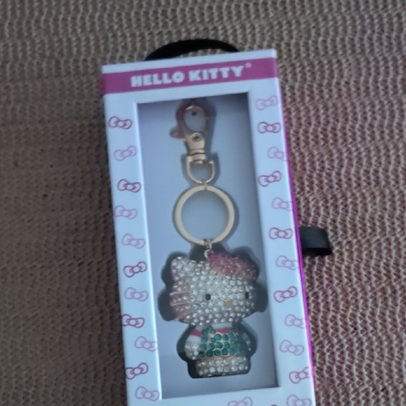 Hello Kitty Crystal Keychain New - Picture 1 of 3